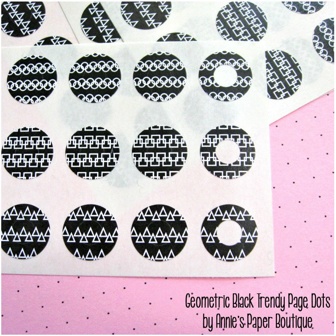 Geometric Black Trendy Page Dots™