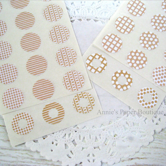 Kraft and White Circle Reinforcements