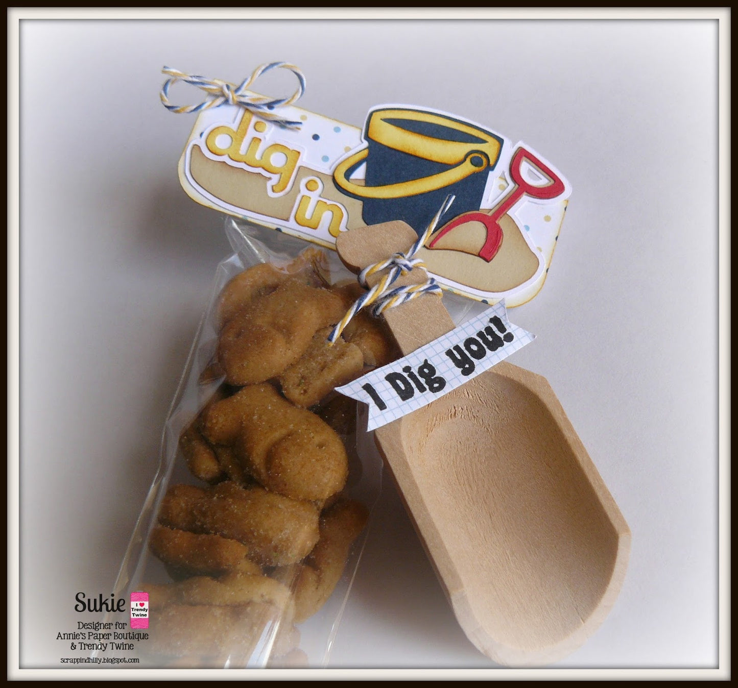 Mini Wooden Scoops - 3"