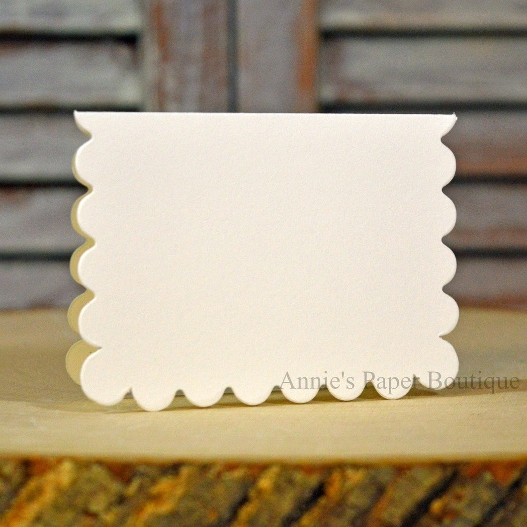 Natural White Scallop Note Card